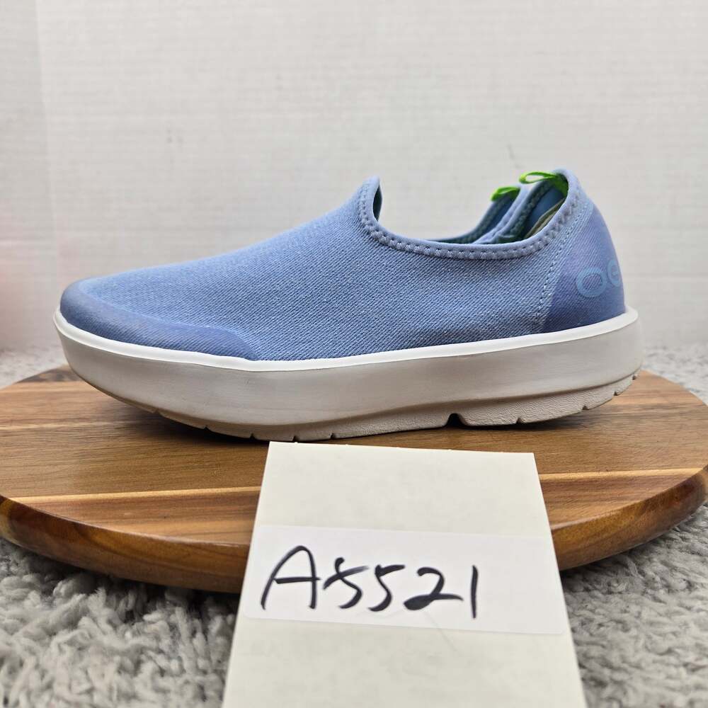 Oofos Womens 7.5 Oomg eeZee Low Top Blue White Recovery Comfort Daily Slip On